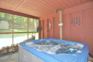 Cabin Berkeley Springs