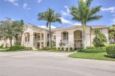 Condo Estero