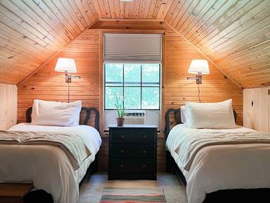 Cabin Low Gap Township