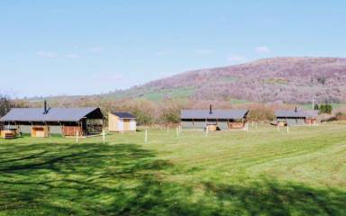 Explore Brecknockshire with Holiday Rentals in Talybont-on-Usk - HomeToGo