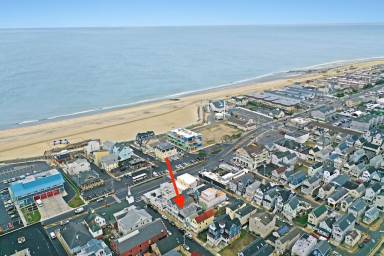 House Monmouth Beach