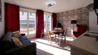 Apartment Balcony/Patio Montgeron