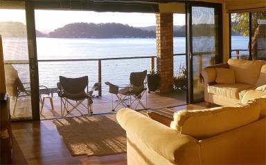 Holiday houses & accommodation in Hawkesbury River