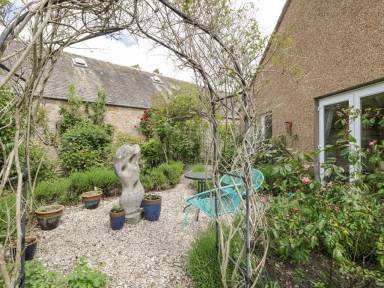 Cottage Balcony/Patio Ednam