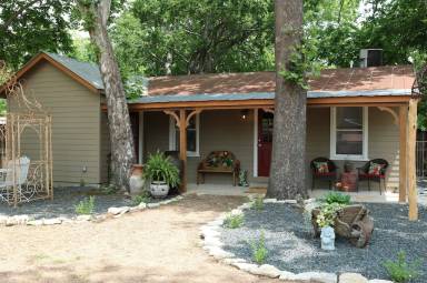 Cottage Comfort