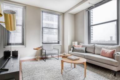 Apartment Balcony Near South Side