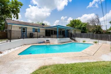 House Pool Harker Heights