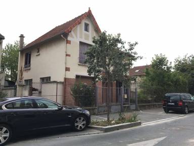 House Yard Ivry-sur-Seine