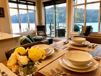 House Internet Port Renfrew