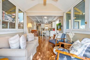 Cottage Hillcrest