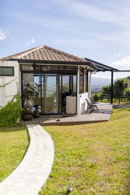 Cabin Kitchen Escazu