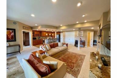 House Larkspur