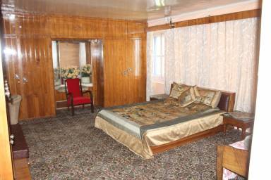 Private room Yard Srinagar