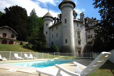 Castillo Serrières-en-Chautagne
