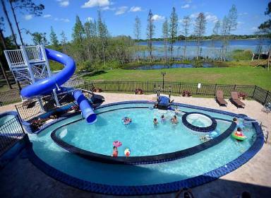 Villa Groveland