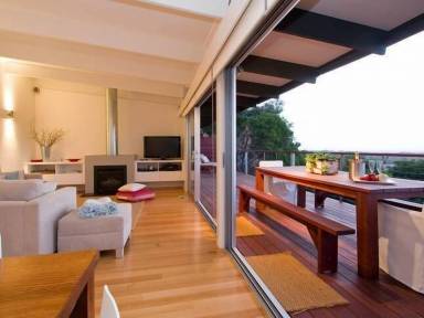 House Balcony McCrae