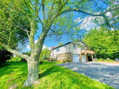 Apartment Pet-friendly Oregon Township