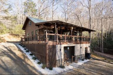 Cabin Fireplace Blairsville