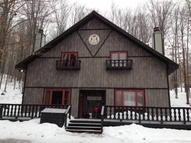Chalet Iron River