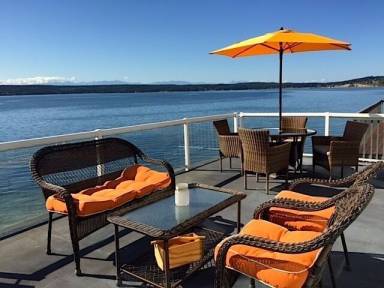 Cottage Oak Harbor