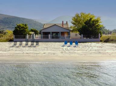 Villa Mikros Prinos