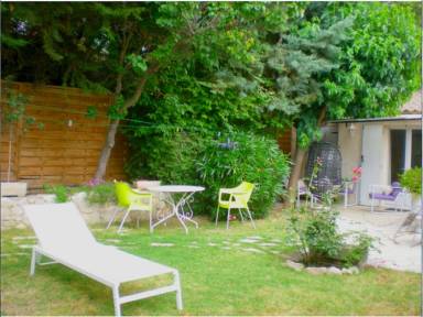 Apartment Yard Gréoux-les-Bains