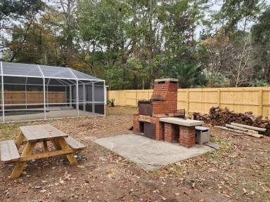 House Hinesville