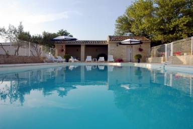 Apartment Saint-Quentin-la-Poterie