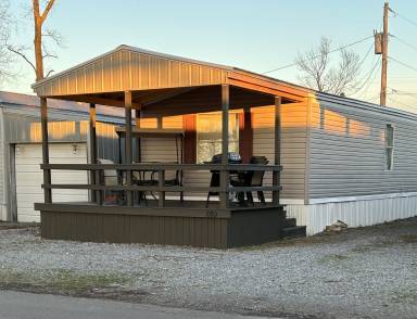 Mobile home Balcony/Patio Reelfoot Lake State Park