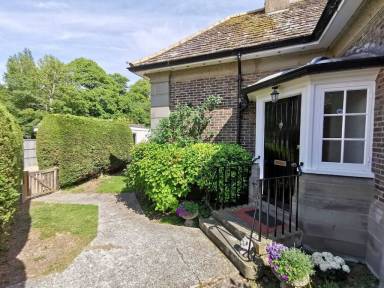 House Pet-friendly Pagham