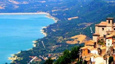 Le case vacanza di Catignano, nel cuore d'Abruzzo - HomeToGo