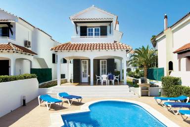 Casas de vacaciones en Arenal d’en Castell, la herradura de Menorca - HomeToGo