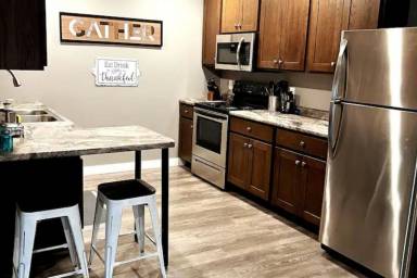 Apartment Decorah