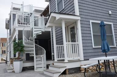 House Lavallette