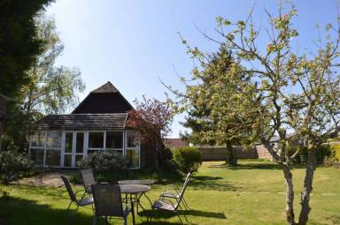 Cottage Pet-friendly Charing