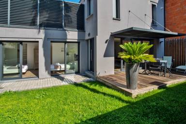 House Yard Bordeaux