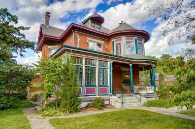House Highland Heights