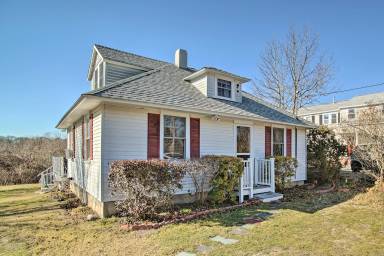 House Yard West Yarmouth