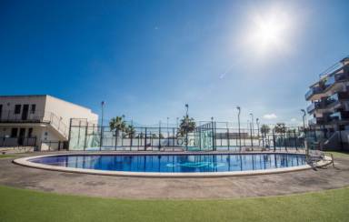 Alquileres vacacionales en Almenara con vistas a su castillo - HomeToGo
