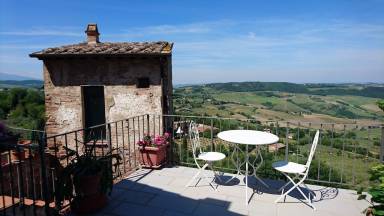 House Yard Val d'Orcia