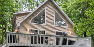 Chalet Balcony Paupack Township