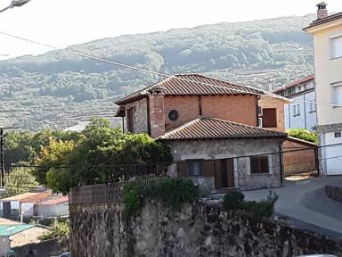 Casa Mascotas Casas del Castañar