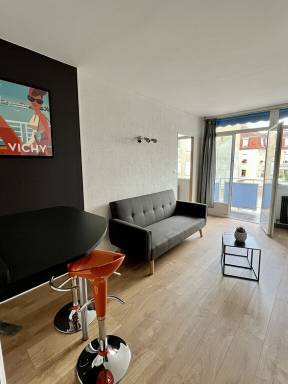 Apartment Balcony/Patio Espinasse-Vozelle