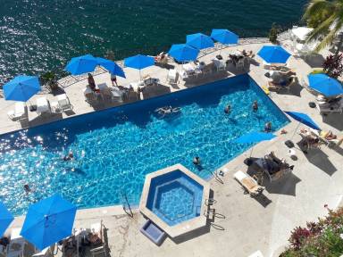 Condo Pool Boca de Tomatlan