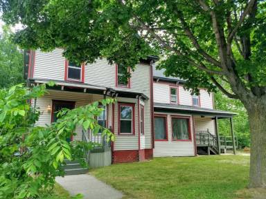 Apartment Balcony/Patio Gorham