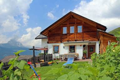 Ferie in montagna: case vacanza a San Martino in Badia - HomeToGo
