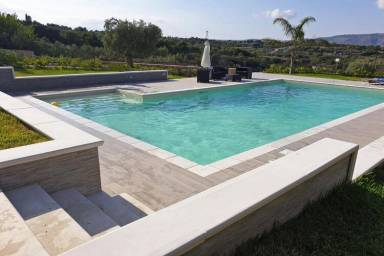 House Pool Solarino