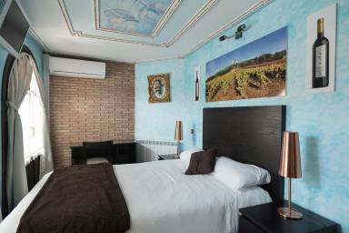 Apartamentos de vacaciones en Elciego, el Guggenheim de La Rioja - HomeToGo