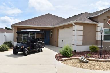 Villa Pool Summerfield