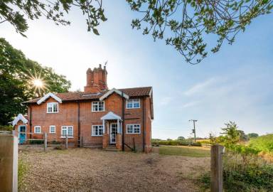 House Yard Dunwich